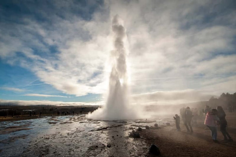 Reykjavik: Golden Circle, Fridheimar, & Sky Lagoon Day Trip - One long day, with a warm finish