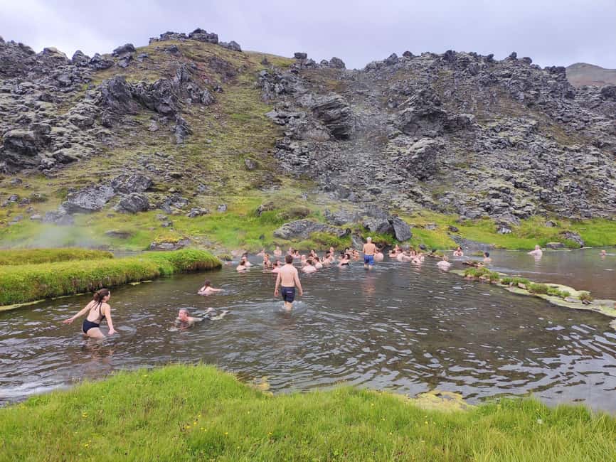 Reykjavík/Hella: Landmannalaugar Highlands Full-Day Trip - What the small minibus changes