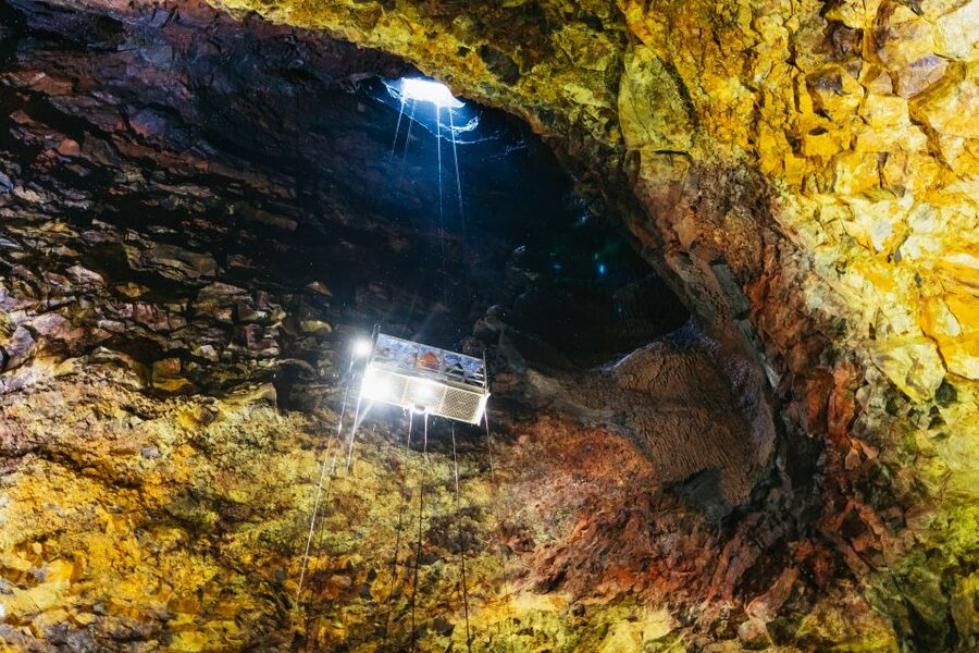 Reykjavik: Thrihnukagigur Volcano Guided Hiking Day Trip - Key points to know before booking