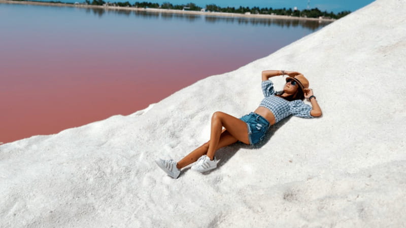 Riviera Maya: Rio Lagartos & Las Coloradas Day Trip w/Lunch - The Mayan clay bath and beach stop