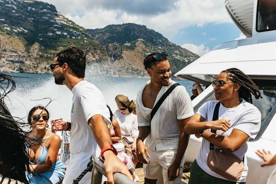 Rome: Amalfi Coast & Positano Day Trip with Coastal Cruise - From Piazza del Popolo to southern Italy