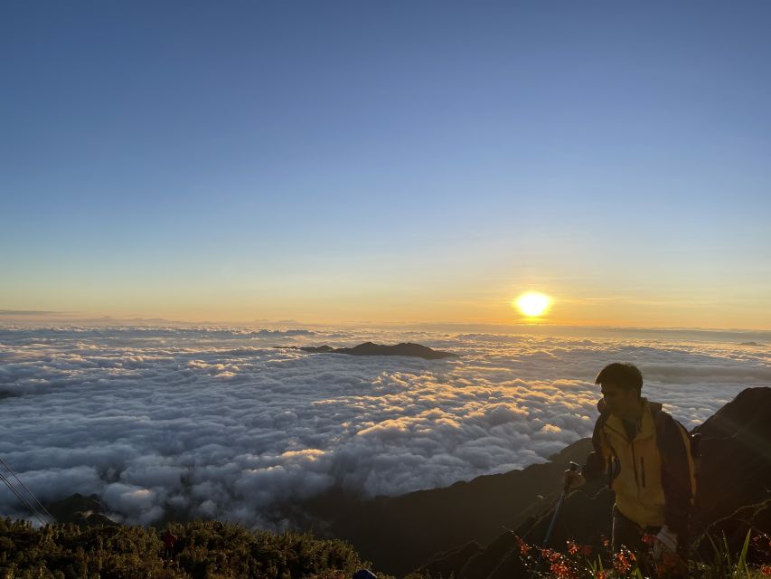 Sa Pa: The Roof of Indochina - Fansipan Hiking Full-Day Trip - The 2,800-meter lunch stop
