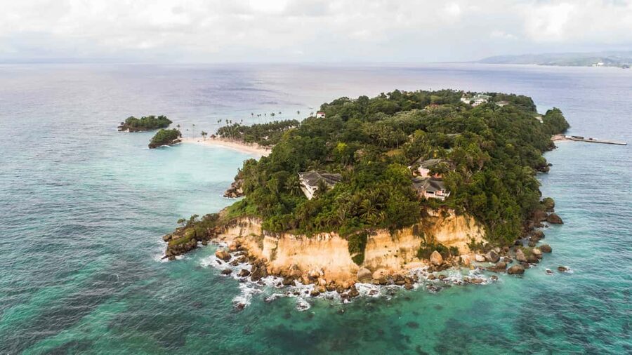 Samana: Cayo Levantado Day Trip by Boat - Food, drinks, and the cost of a beach day