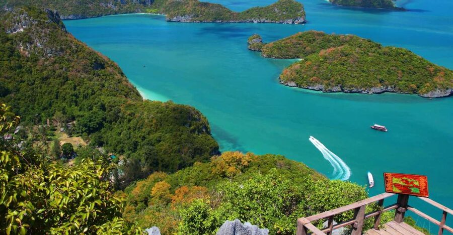 Samui: Angthong National Marine Park Day Trip by Speedboat - Thai lunch, fruit, and a welcome break