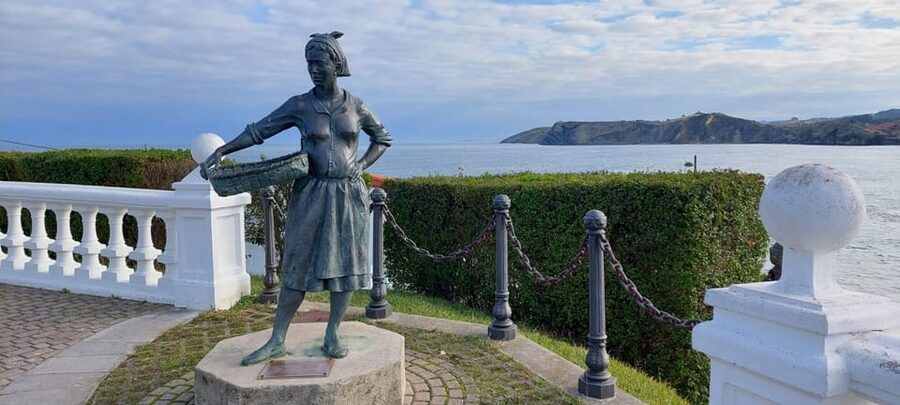 Santander: Western Coast of Cantabria Villages Day Trip - Santillana del Mar, the day’s best walking stop