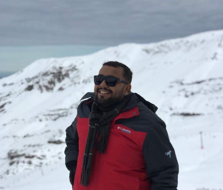 Santiago: Valle Nevado Ski Day Trip with Hotel Transfers - The road through Farellones and up to 3,000 meters