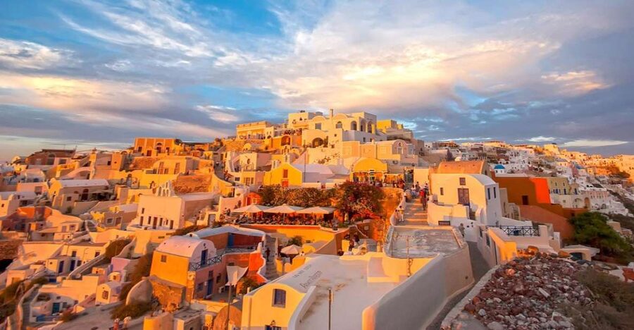 Santorini: Guided Island Day Trip with Beach Visit - Seeing Santorini in one long day