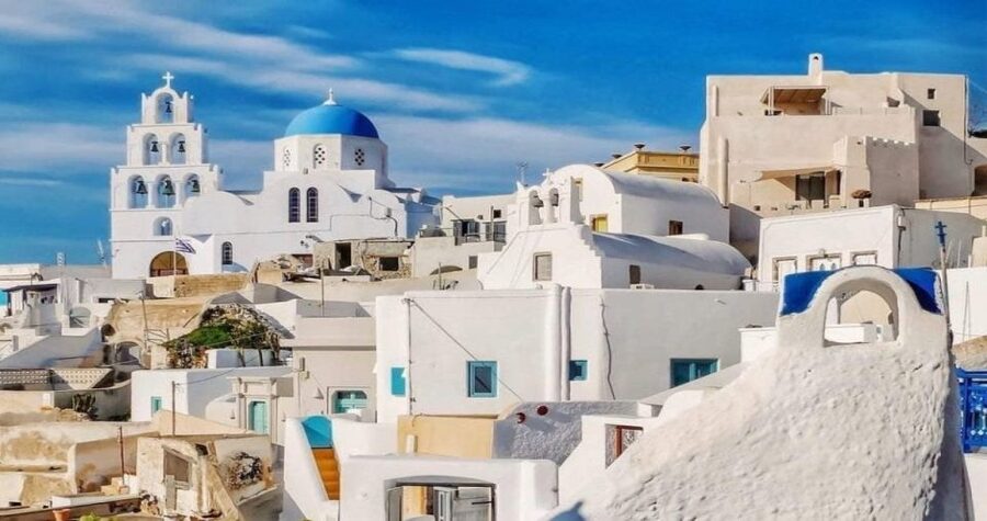 Santorini: Guided Island Day Trip with Beach Visit - Oia and the sunset finale