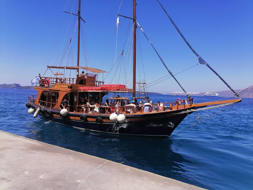 Santorini: Mythical Day Trip to Akrotiri with Volcano Cruise - Hiking the volcano, or staying at the base