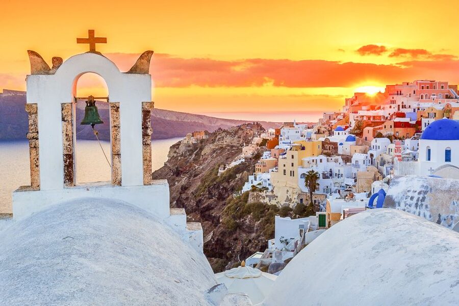 Santorini: Top Sights Day Trip, Wine Tasting, & Oia Sunset - Why this full-day Santorini tour works