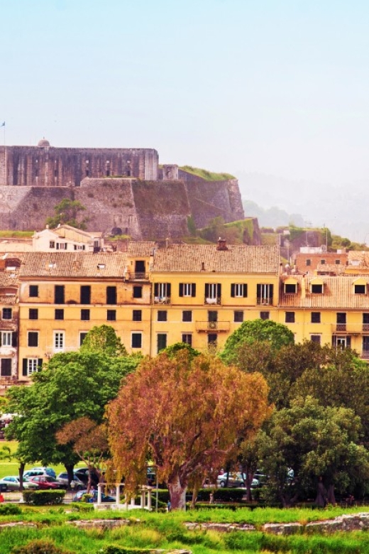 Saranda: Corfu Town and Palaiokastritsa Day Trip with Cruise - Guides, languages, and the feel of the day