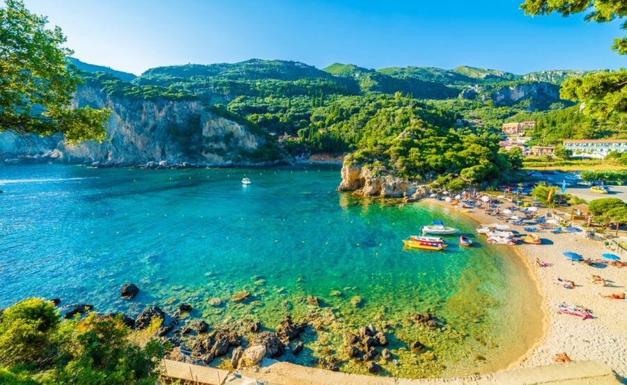 Saranda: Corfu Town and Palaiokastritsa Day Trip with Cruise - Who should book this day trip?