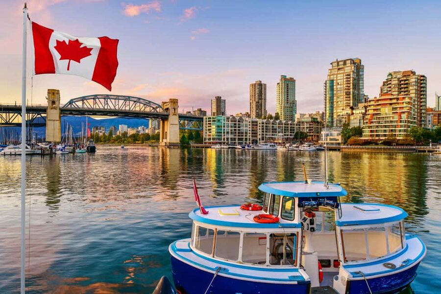 Seattle: Guided Day Trip to Vancouver - A Seattle to Vancouver day with a lot of road time