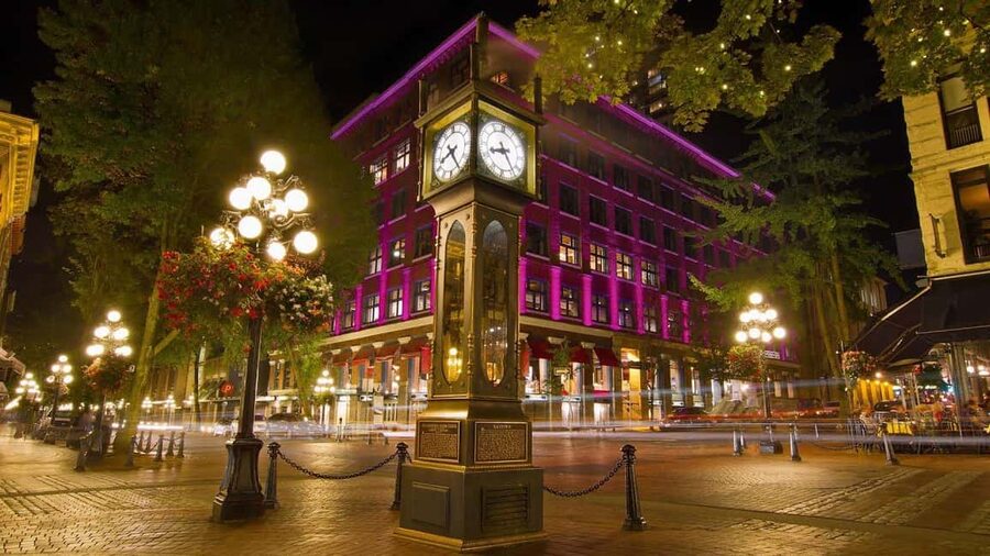 Seattle: Guided Day Trip to Vancouver - Chinatown is a passing glimpse, not a full visit
