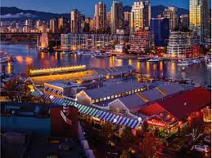 Seattle: Guided Day Trip to Vancouver - What the guide and vehicle add to the day