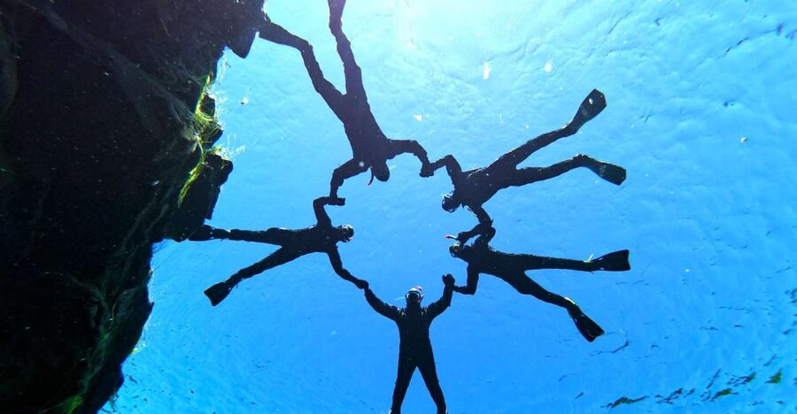 Silfra: Half-Day Snorkeling Day Trip with Underwater Photos - Meeting your guide at Thingvellir P5