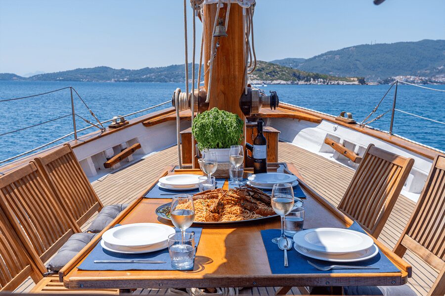 Skiathos: Wooden Sailboat Full- or Half-Day Trip with Meal - Tsougria and Arkos for more water time