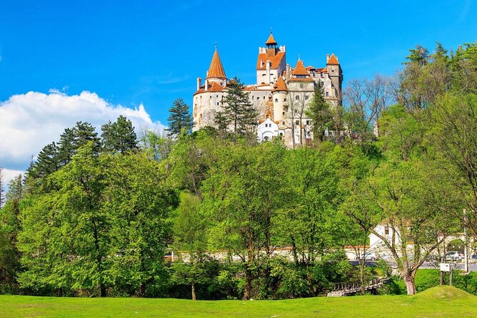 Small-Group Day Trip in Romanian Authentic Mountain Villages from Brasov - Leaving Brașov for the Piatra Craiului Mountains