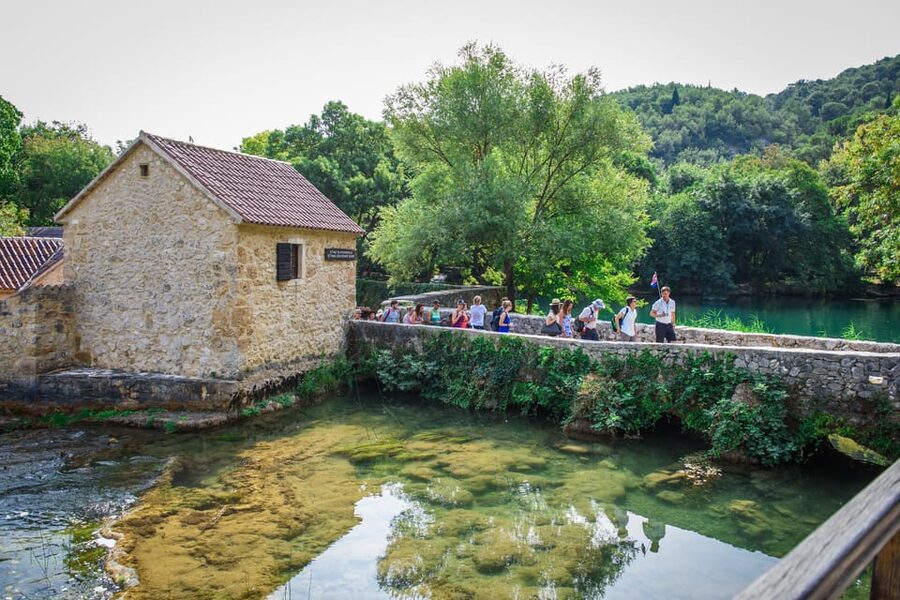 Split/Trogir: Krka National Park Day Trip & Boat to Skradin - Who should book this day trip?