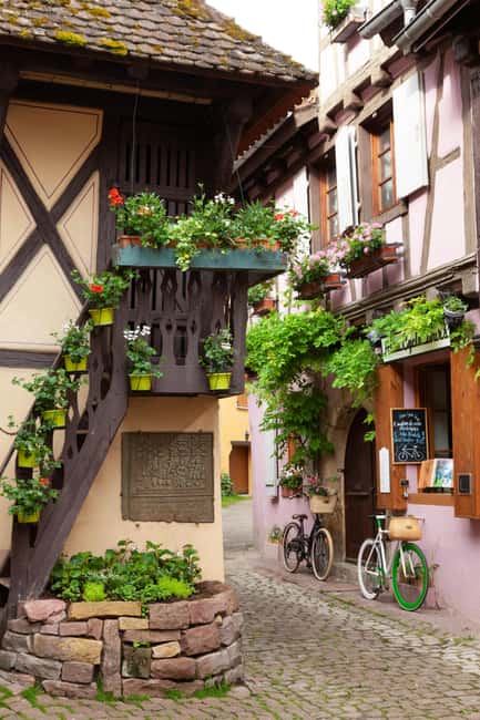 Strasbourg: Full-Day Small Group Tour to Colmar & Riquewihr - Colmar deserves the longest stop
