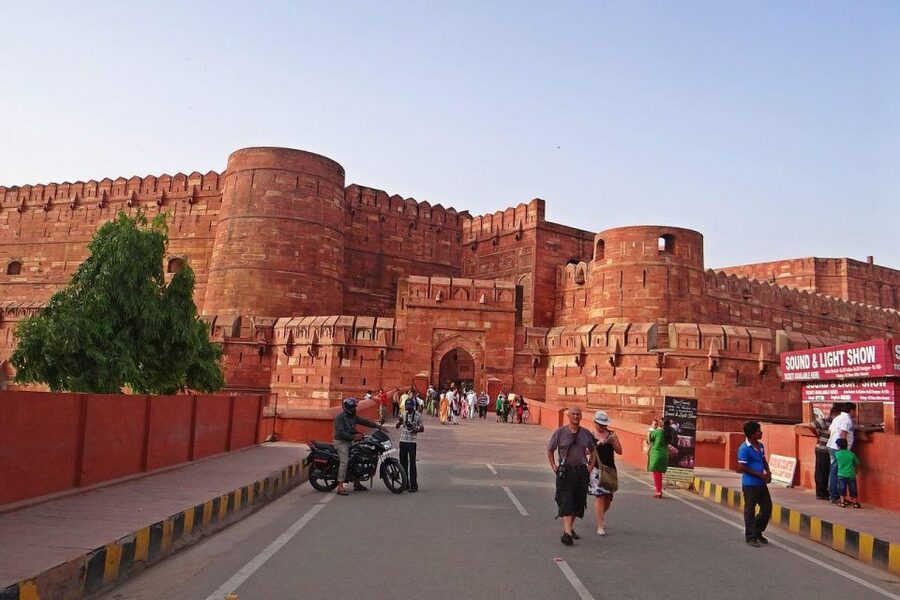 Taj Mahal & Agra Fort Private Tour with Lunch & Pickup - Who should book this Agra day tour