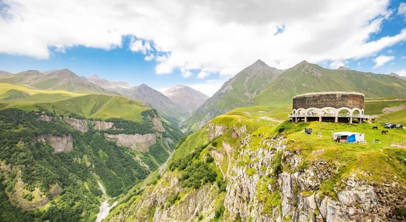 Tbilisi: Gudauri and Kazbegi Day Trip Including 4WD - Transport, guides, and the human side of the day