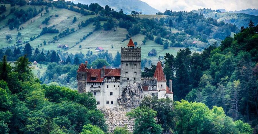 Three Castles in Transylvania Day Trip from Bucharest - The guide can make or break the long drive