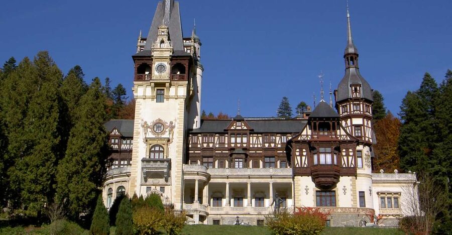 Transylvania: Cultural Full-Day Trip by Minivan - Schei district and Brasov’s Romanian story