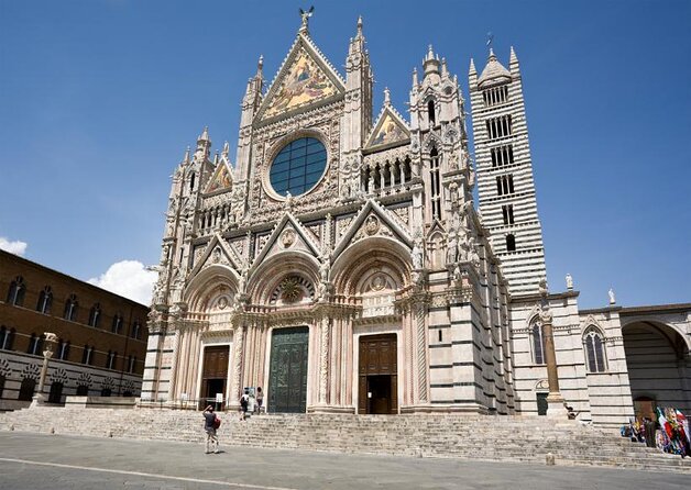 Tuscany: Day Trip to Pisa, Siena, San Gimignano, and Chianti - The day in six useful points