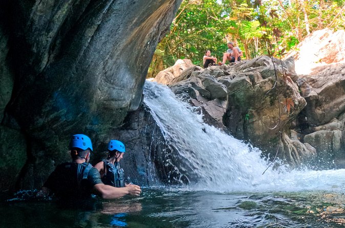 Two-in-One Day Trip: El Yunque and Bio Bay Tour with Transport - The restaurant break is useful, but dinner is extra