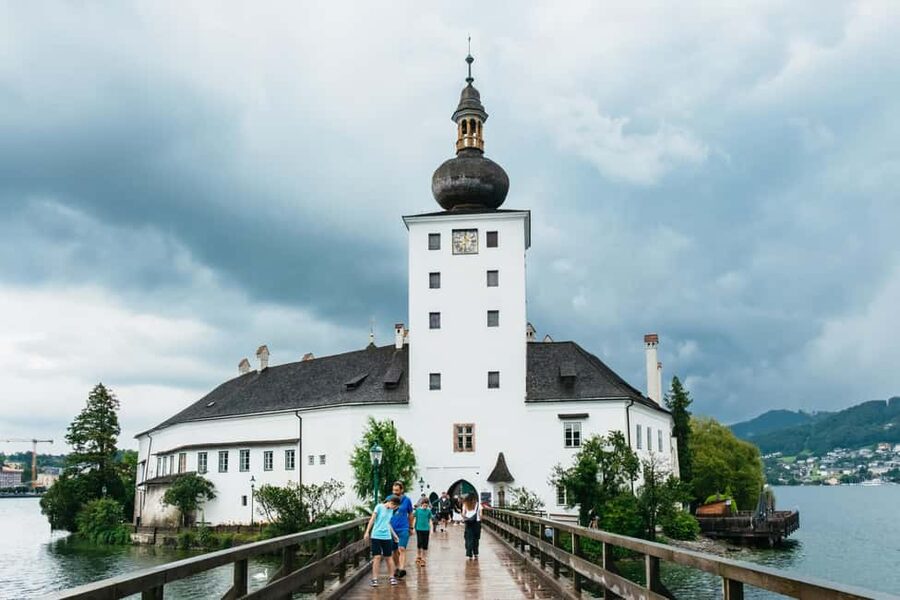Vienna: Hallstatt Day Trip with Boat Ride Option - Who will enjoy this tour most