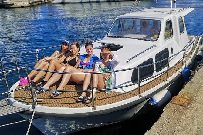 Visit 2 Islands of Zadar on a traditional wooden boat during half-day trip - Ošljak is the quiet swimming stop