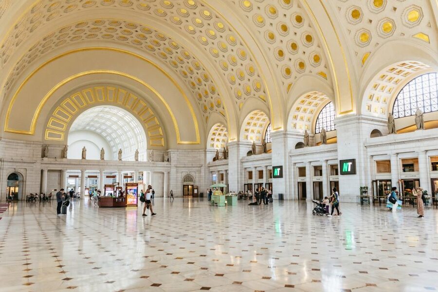 Washington DC Day Trip by Bus from New York City - Union Station: food, architecture, and a needed pause
