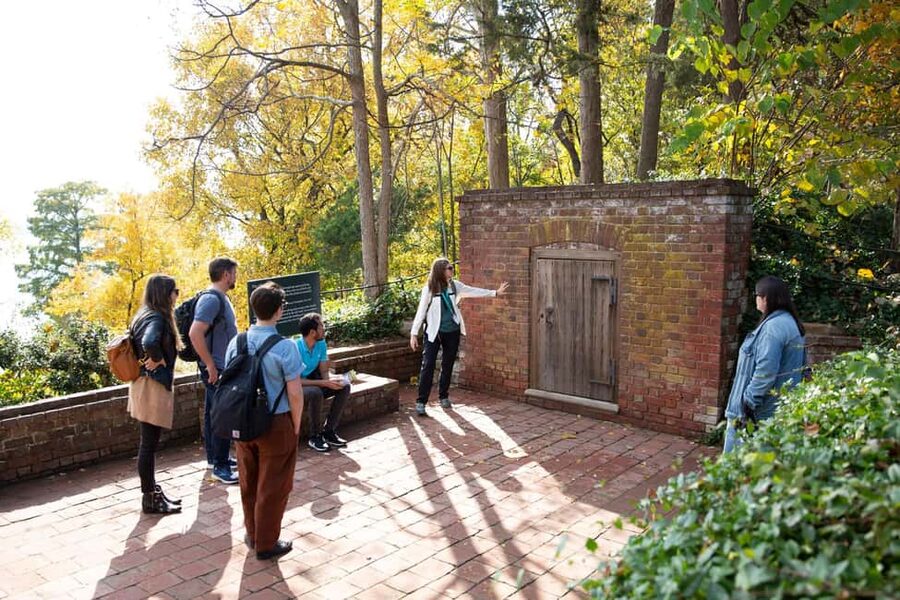 Washington DC: Mt. Vernon Day Trip with River Cruise - How the $161 price compares with the experience