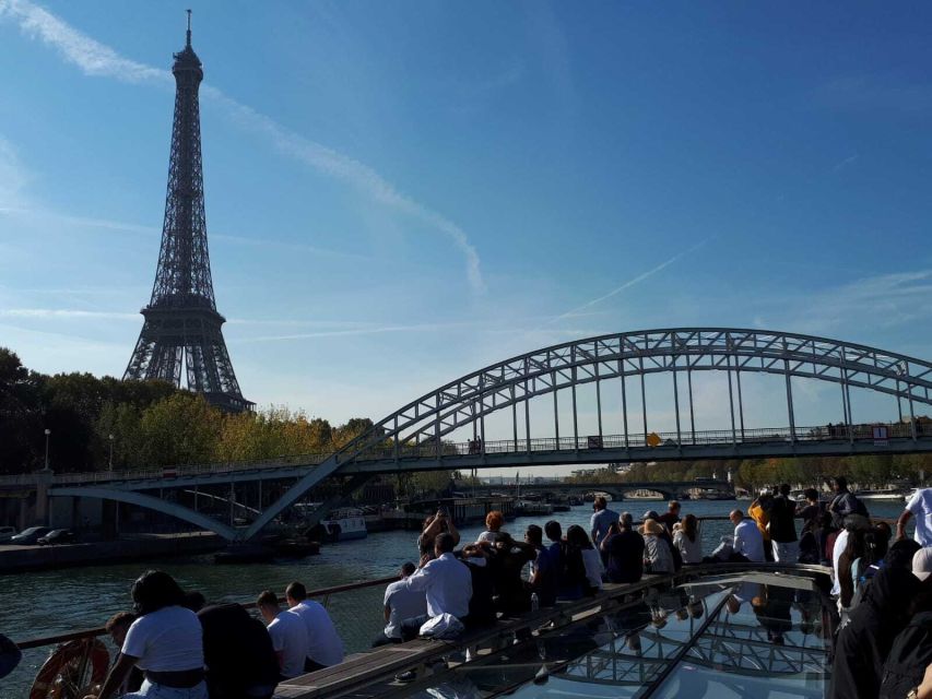 Welcome to Paris Day Trip from London via Train - The one-hour Seine cruise