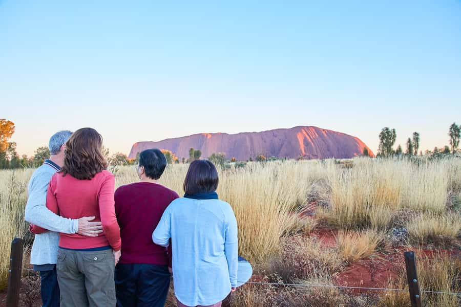 Yulara: Uluru Sunrise and Kata Tjuta Day Trip by Bus - What to pack for this particular morning