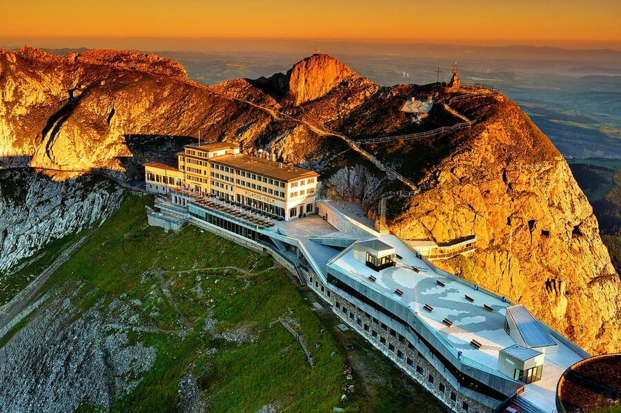 Zurich: Small Group Mount Pilatus Golden Day Trip - Why the Golden Round Trip works so well